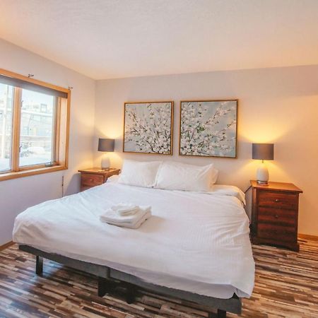 Aurora Bayside Inn Yellowknife Dış mekan fotoğraf