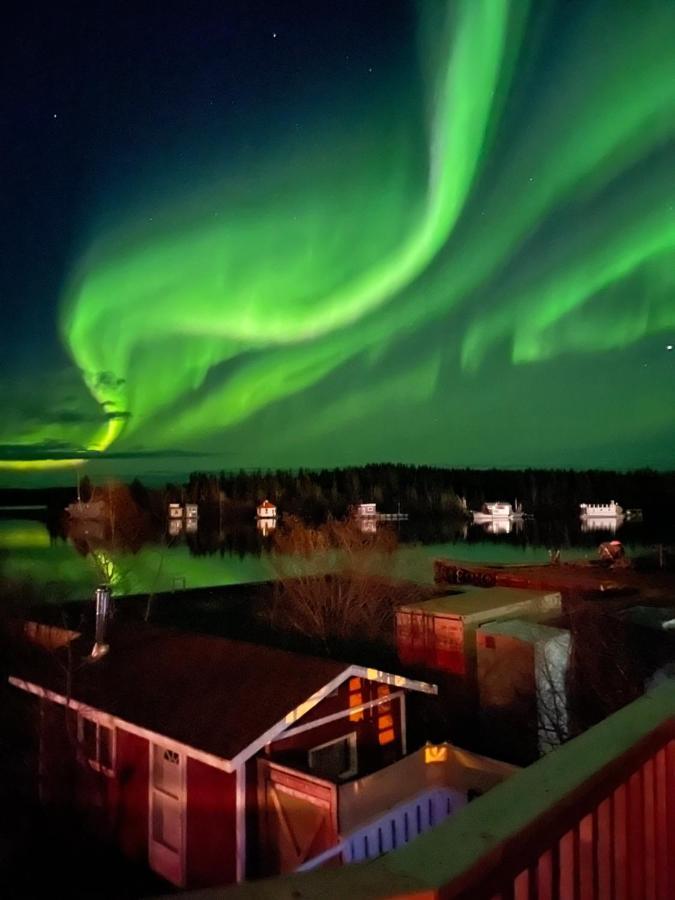 Aurora Bayside Inn Yellowknife Dış mekan fotoğraf