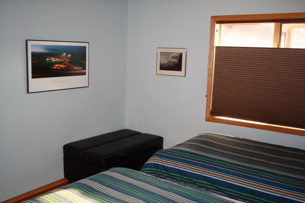 Aurora Bayside Inn Yellowknife Oda fotoğraf
