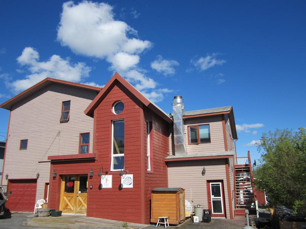 Aurora Bayside Inn Yellowknife Dış mekan fotoğraf